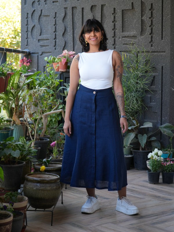 Blushing Meadow Skirt (Magpie Blue)